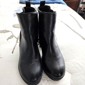 Womens Black Boots
